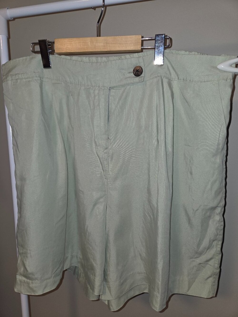 Addition Elle Dress Shorts Green Size 20